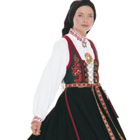 Kvinnebunad fra Vest-Telemark