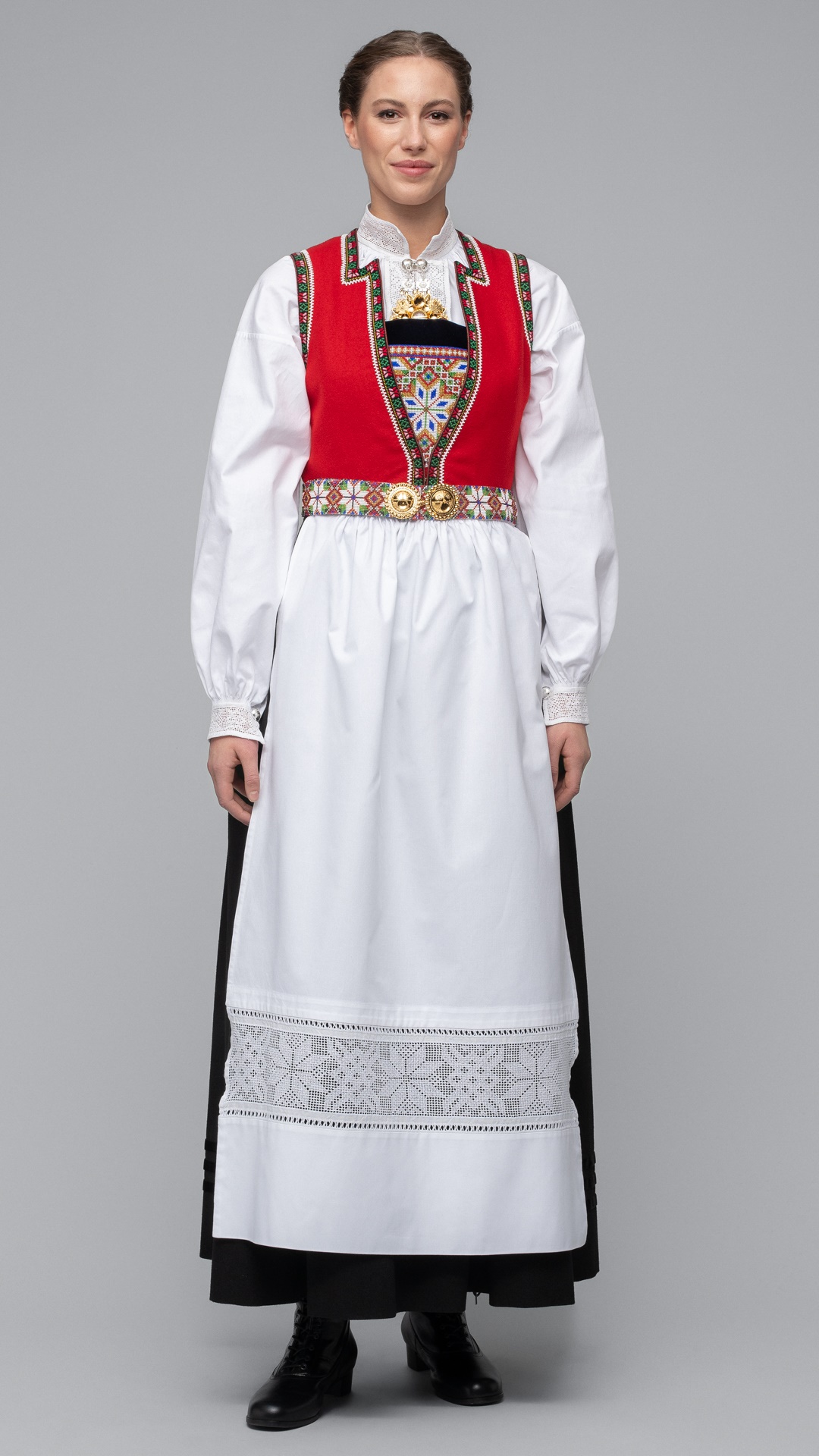 Bilde av Os jentebunad