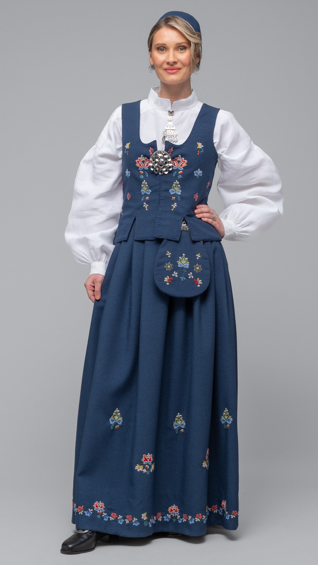 Bilde av Vågstrandbunad