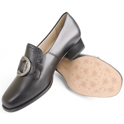 Oppbevaring og stell av bunadsko