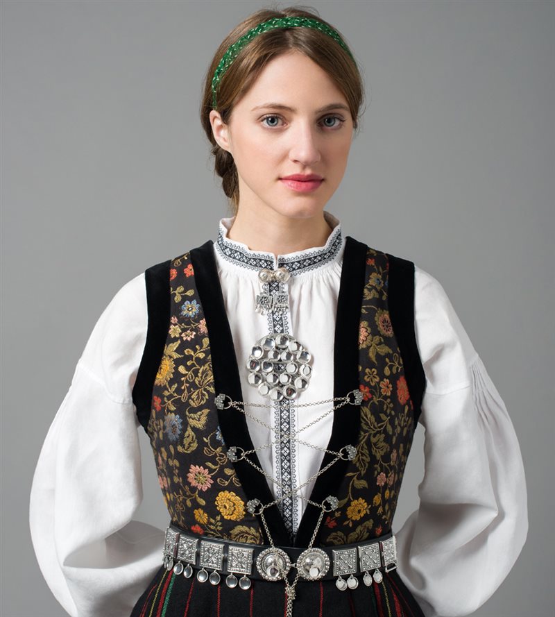 Женский костюм польша