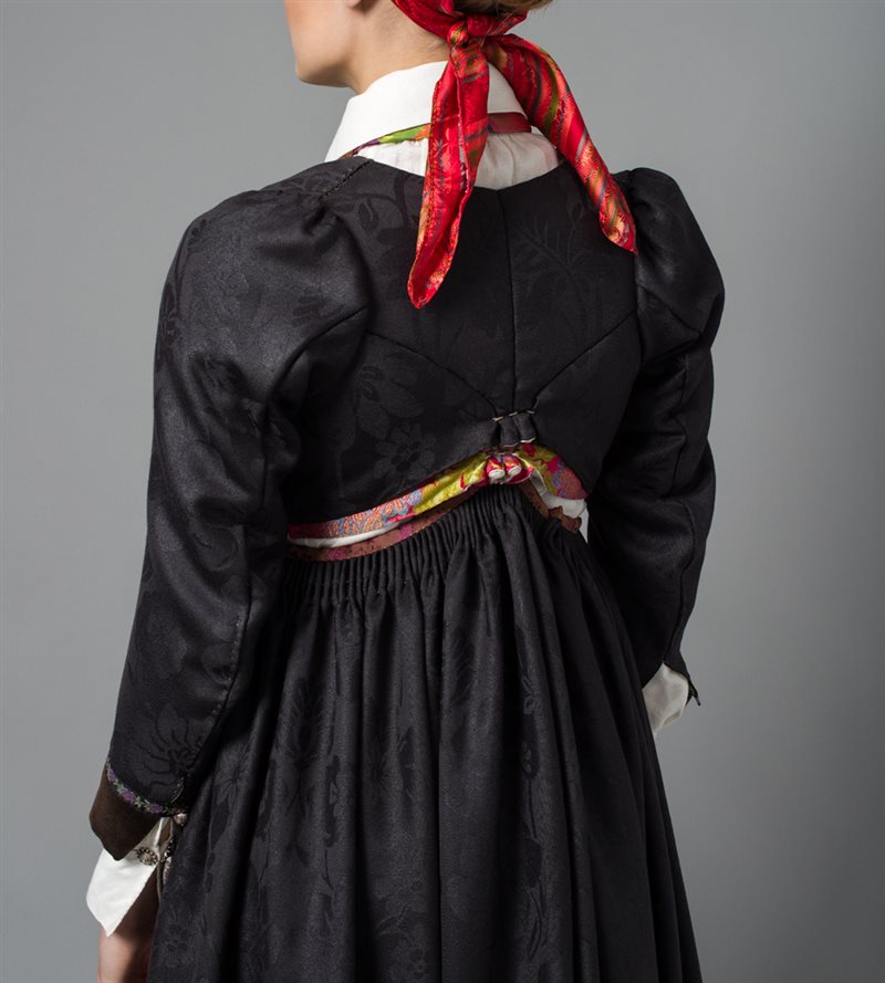 Rekonstruert Vest Agder Drakt Fra 1810 Norsk Flid Nettbutikk Og Bunader