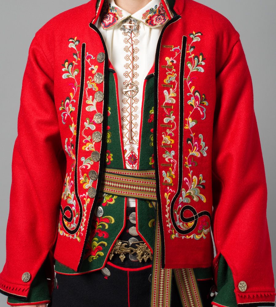 ØstTelemark Raudtrøyebunad og Øst Telemark herre fra 1750 Norsk Flid