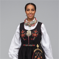 Bilde av Materialpakke Strandabunad – KUN BUNAD