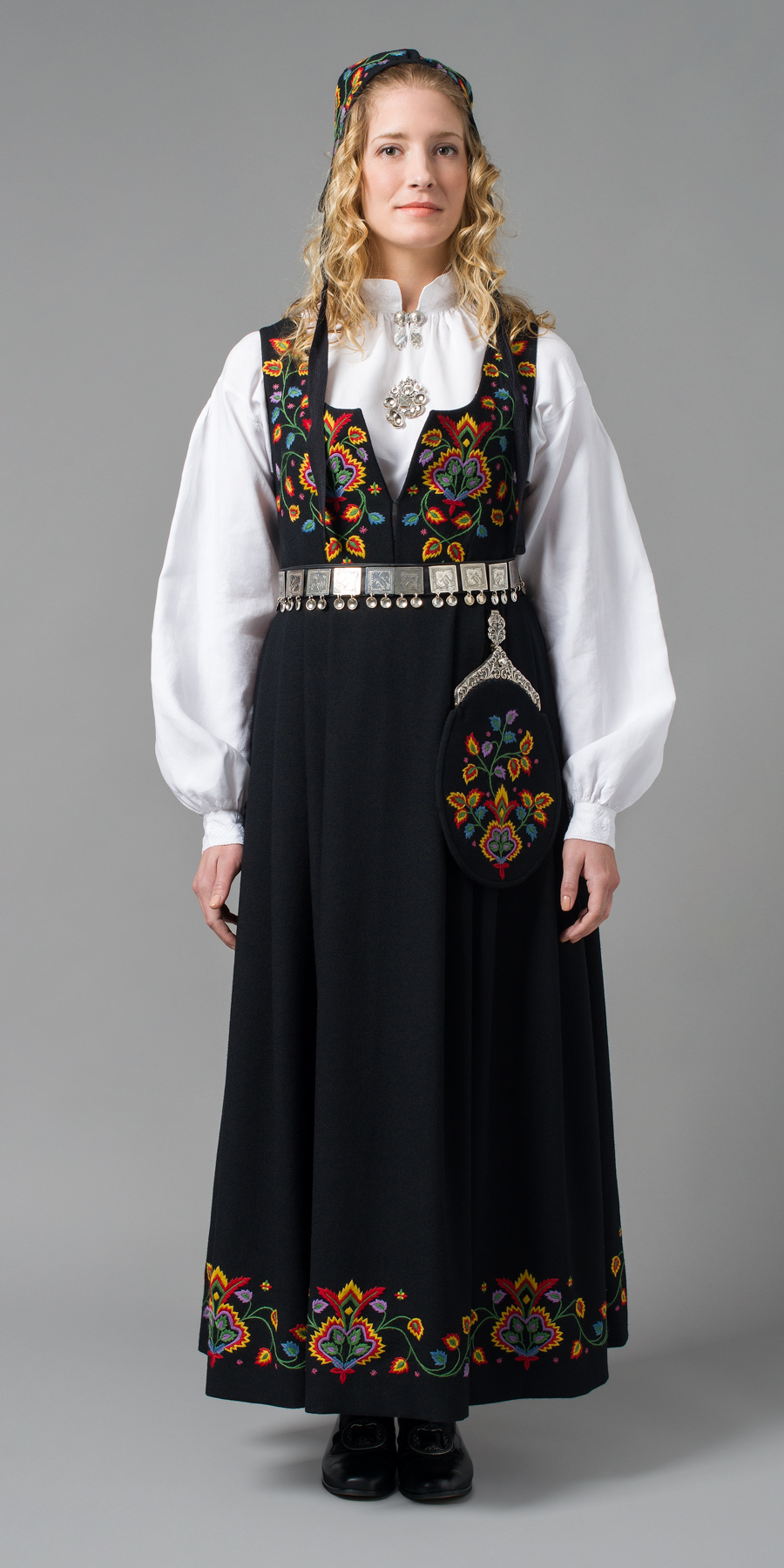 Norwegian Bunad from Fana | World Folk Costumes | Pinterest