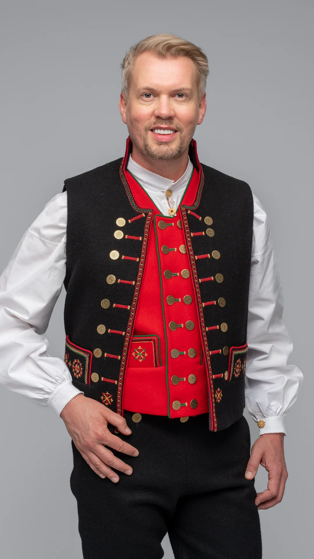 Fana dame og herrebunad