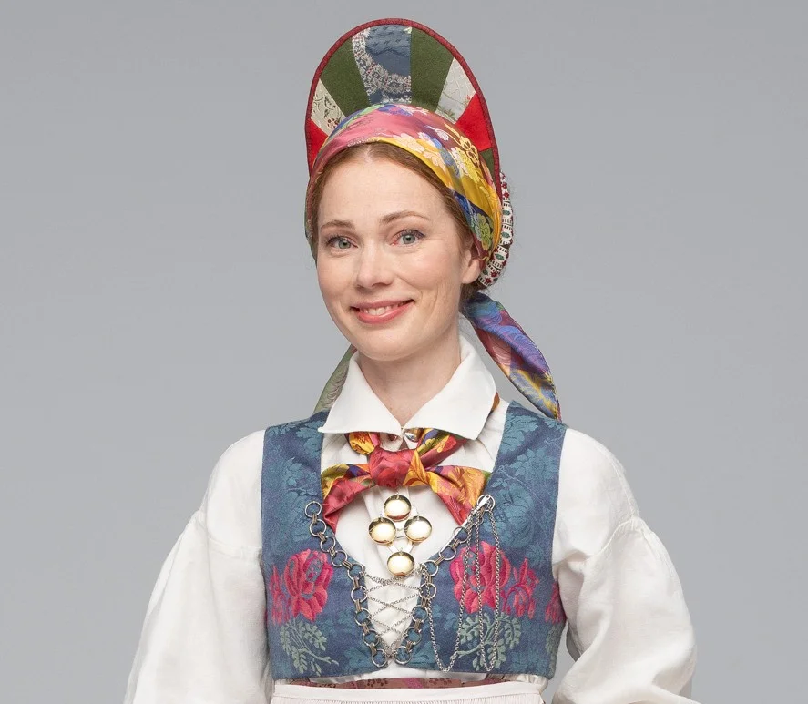 Rekonstruert Vest-Agder drakt fra 1810