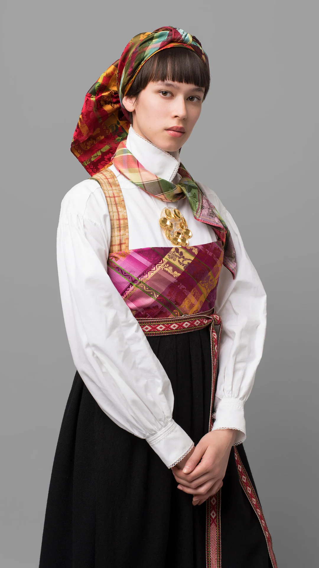 Bringeklut og silketørkle