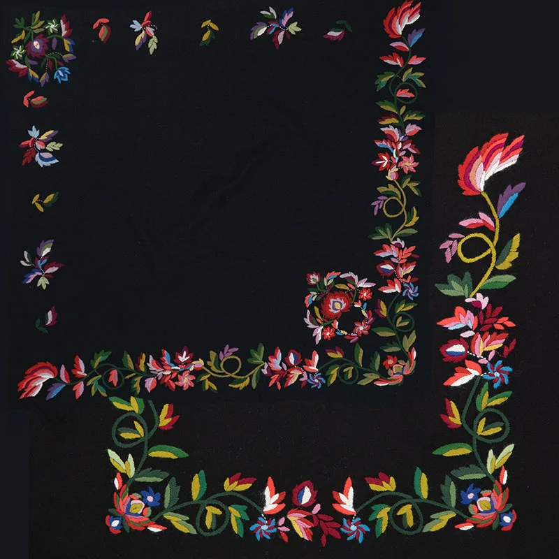 Materialpakke brodert sjal og forkle Vest-Agderbunad