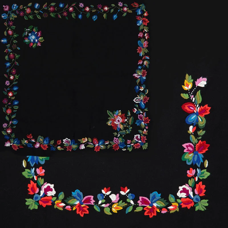 Materialpakke brodert sjal og forkle Vest-Agderbunad