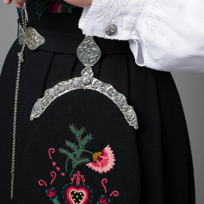 Materialpakke veske ringeriksbunad