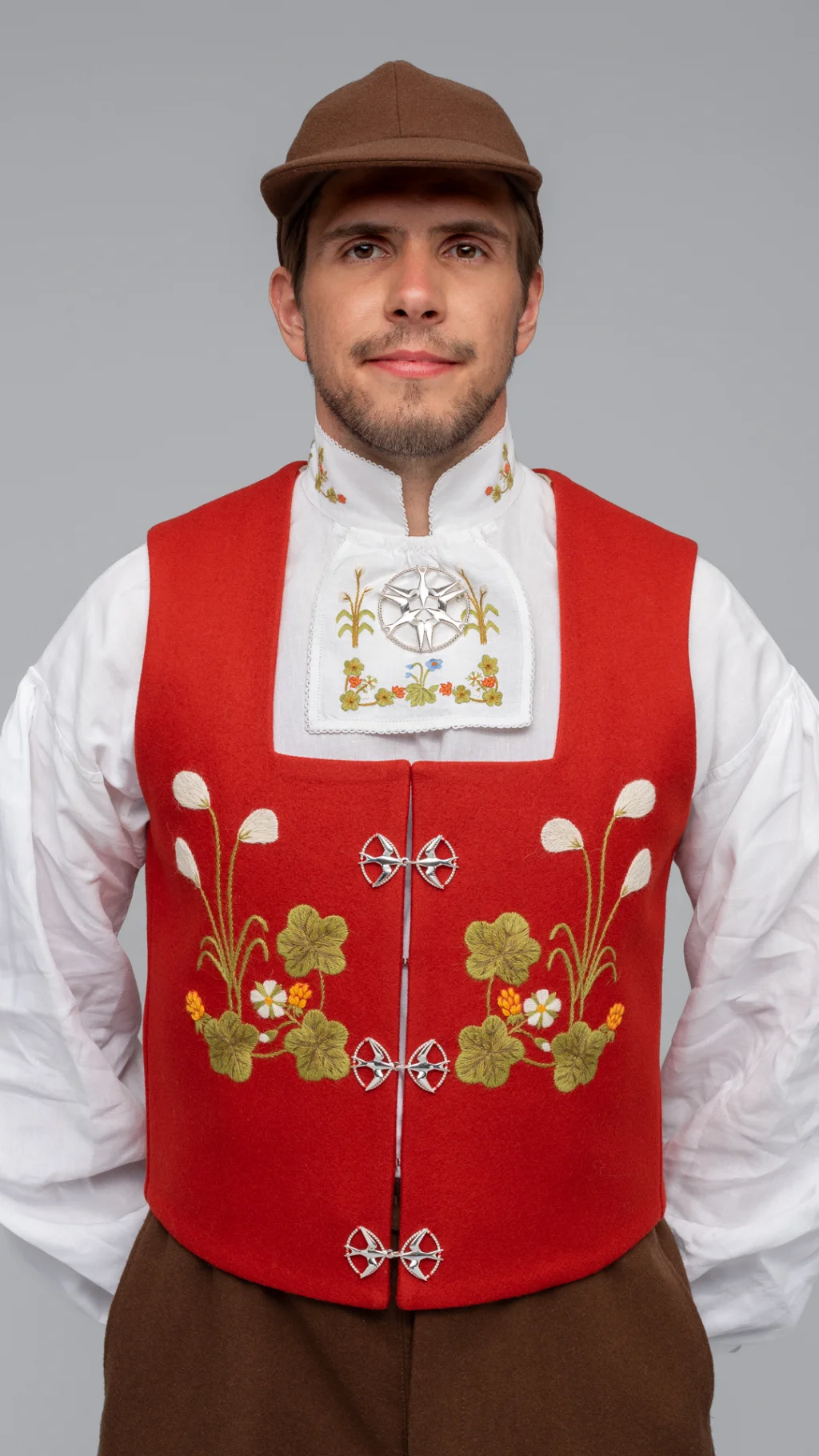 Senja festdrakt rød vest