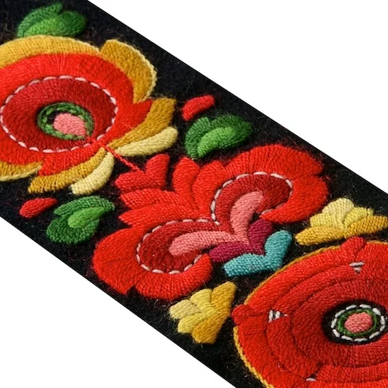 Broderingspakke til bunad fra Nedre Hallingdal