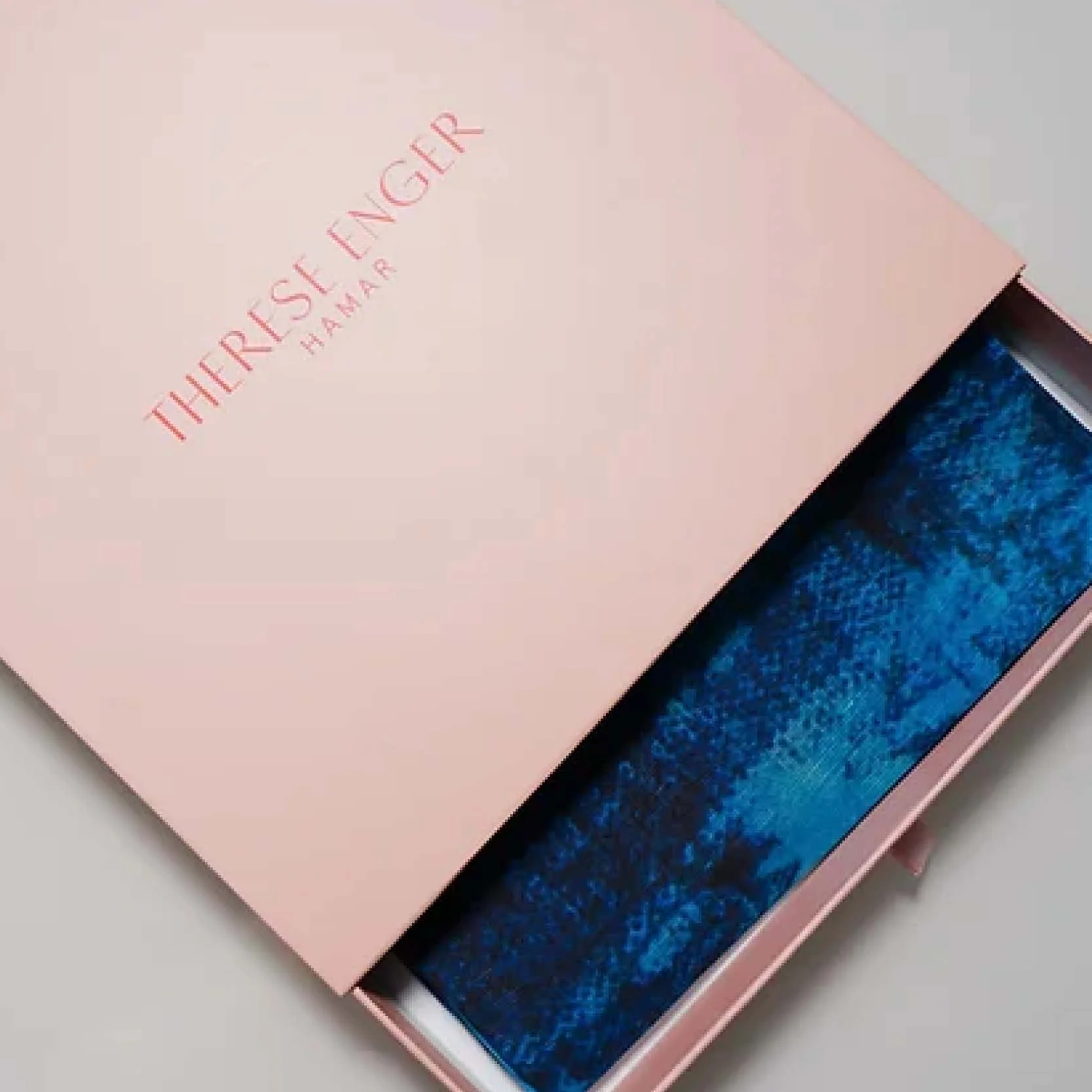 Skjerf Blue waves i lin/modal/silke