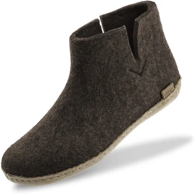 Low boot
