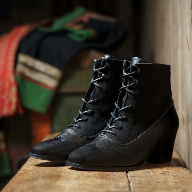 Klara boot