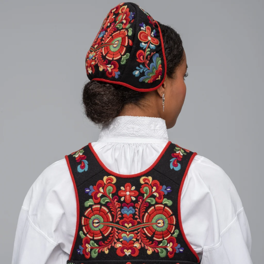 Broderingspakke Nye Nes - Bilde 3