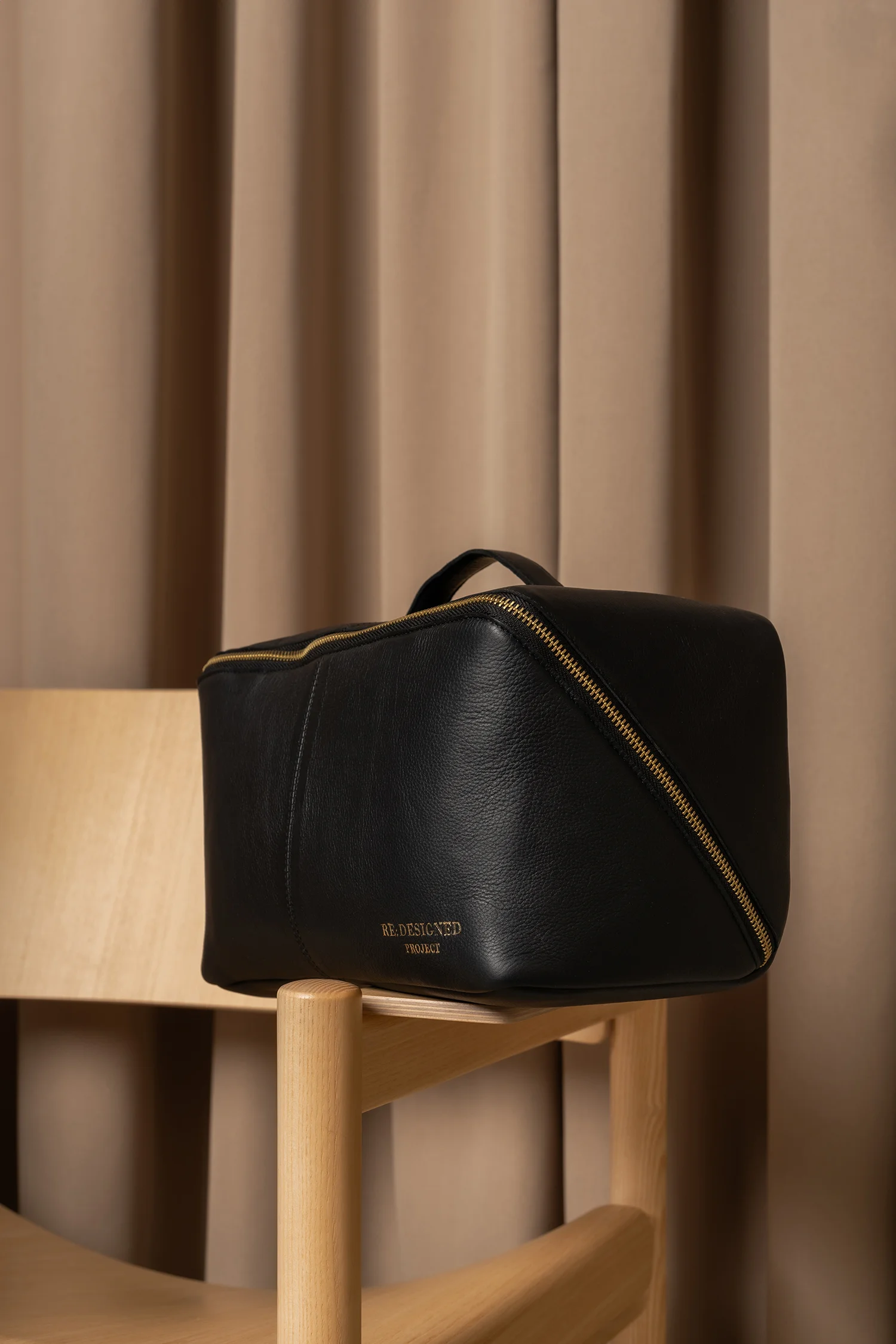 Project 10 black/gold - Bilde 3