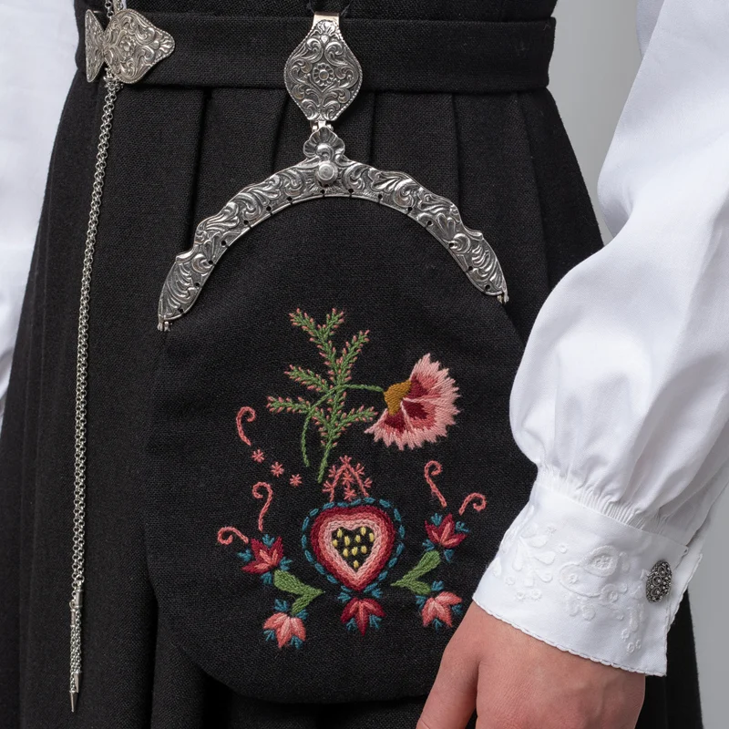 Materialpakke veske ringeriksbunad
