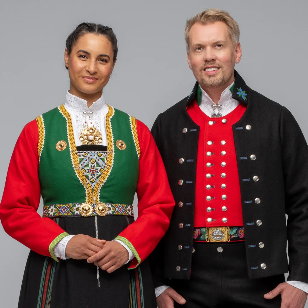 Sotrabunad dame og herre - Bilde 1