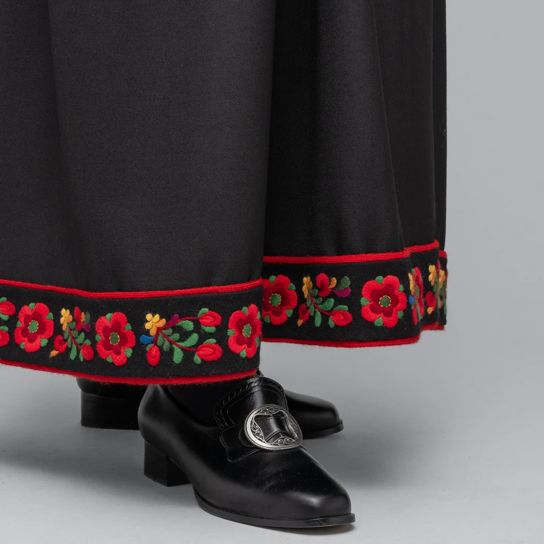 Broderingspakke til Kyrkjestakk fra Hallingdal