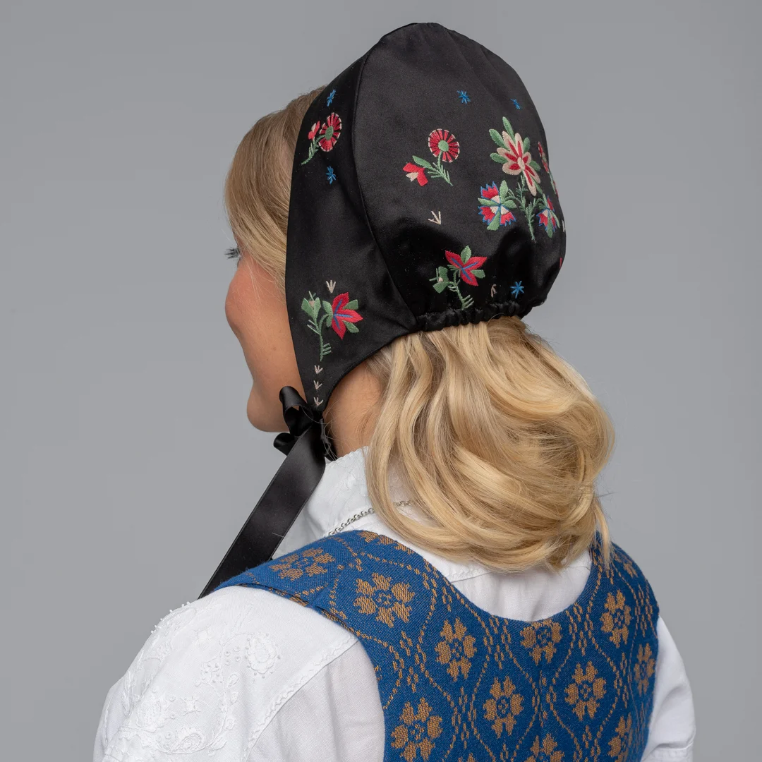 Lue Trønderbunad
