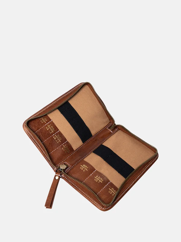 PROJECT 135 WALNUT